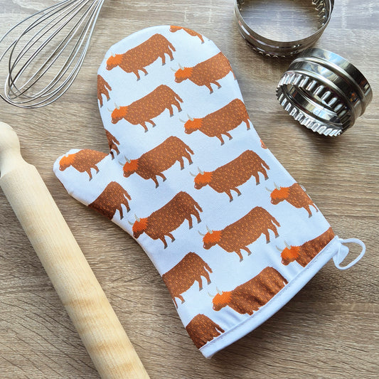 Highland Cow repeat pattern single oven glove